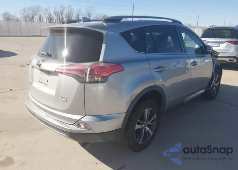 2017 Toyota Rav4 Xle z USA, uszkodzony, nr VIN 2T3RFREV4HW593383